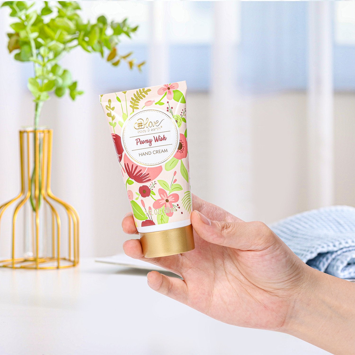 Body & Earth Love Gift Sets Peony Wish Body Care Gift Set