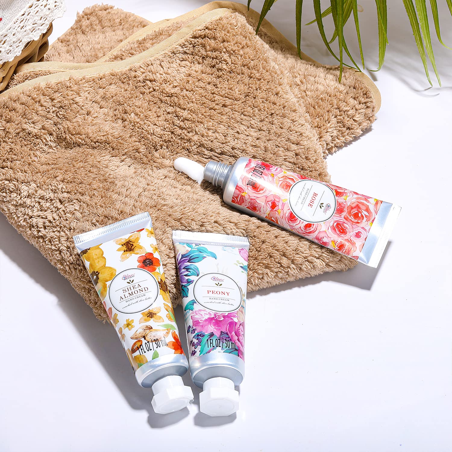 Body & Earth Love Gift Sets Travel-size Hand Lotion Set 12pcs