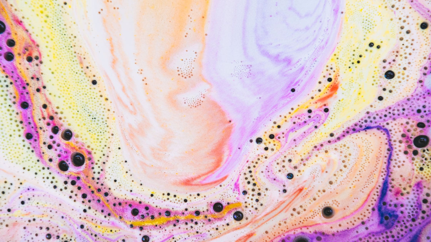 How To Remove Bath Bomb Stains From Skin And Bathtubs